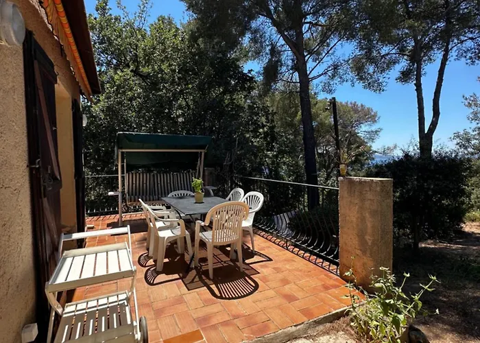 Proche بيت للعطل لو براديت